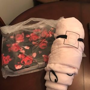 Victoria secret tote and blanket